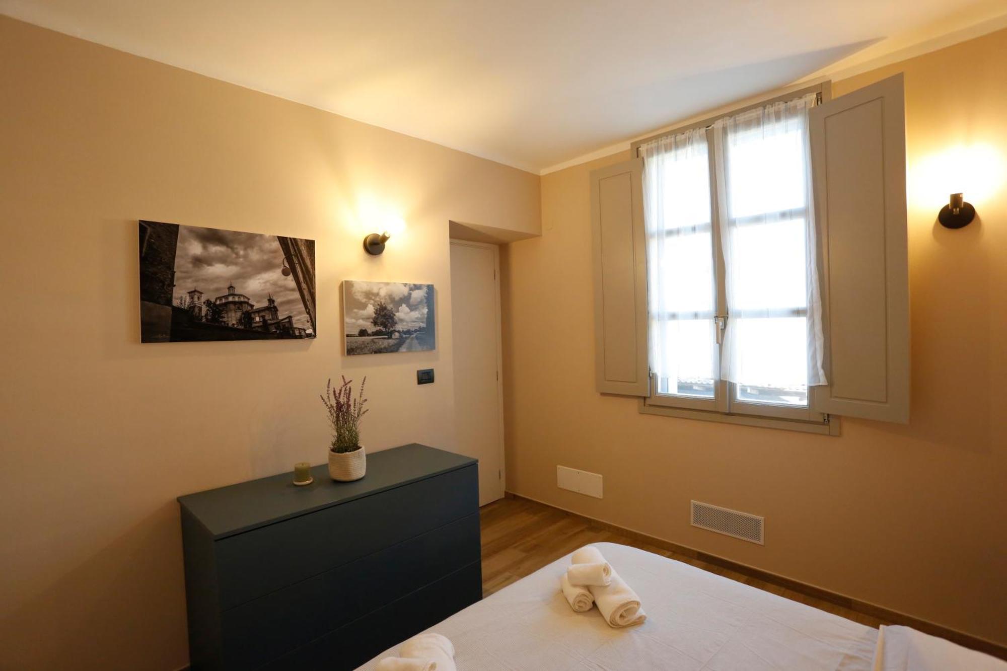 Via Roma Guest House Cherasco Extérieur photo